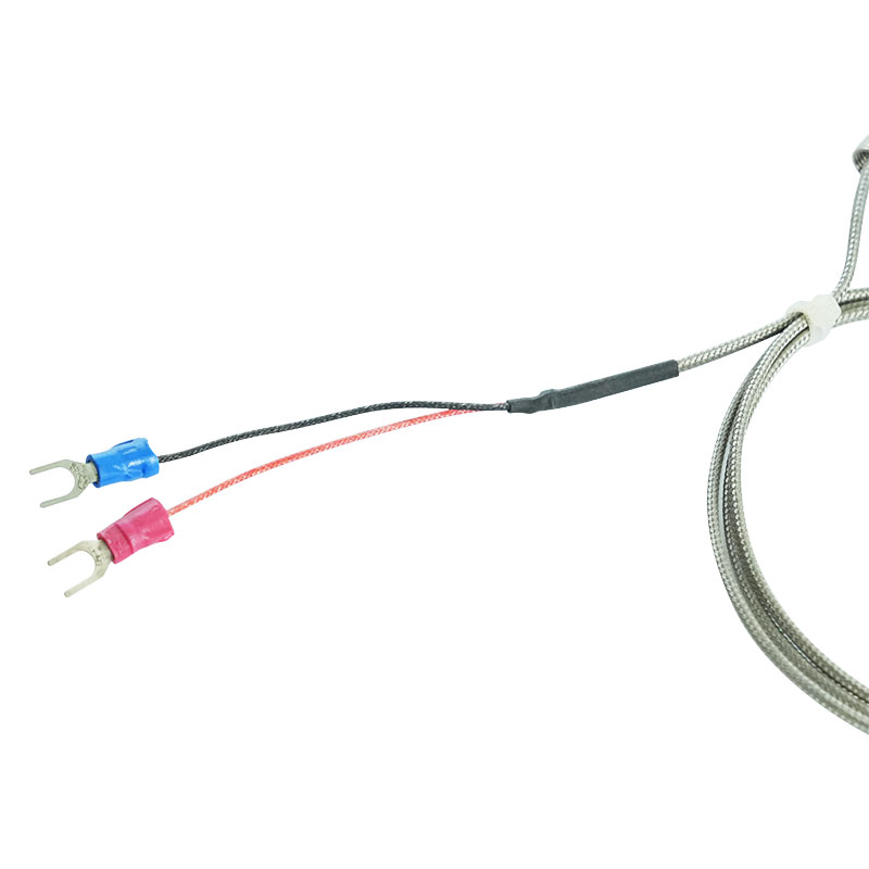 Small type thermocouple