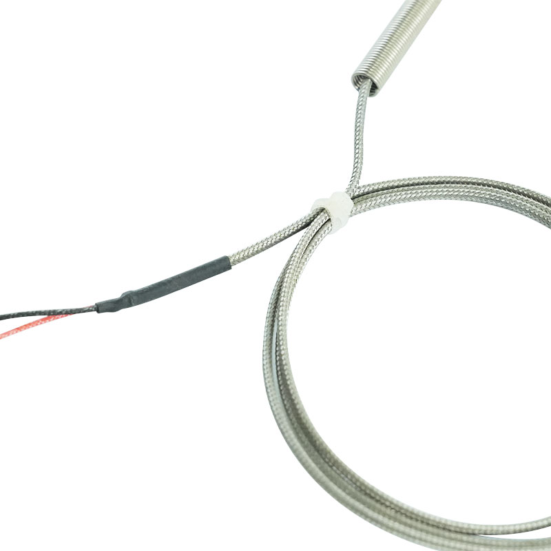 Small type thermocouple